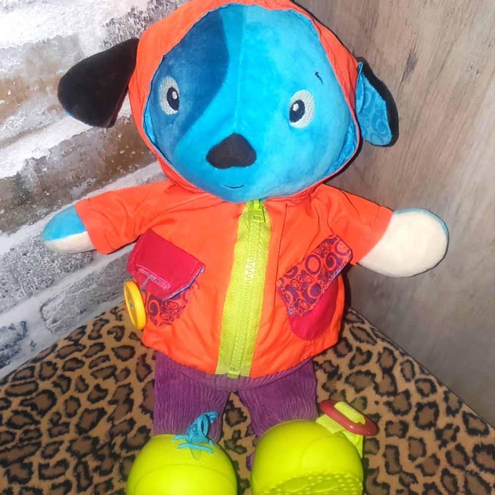 Talking B. Giggling Woofer talking stuffy